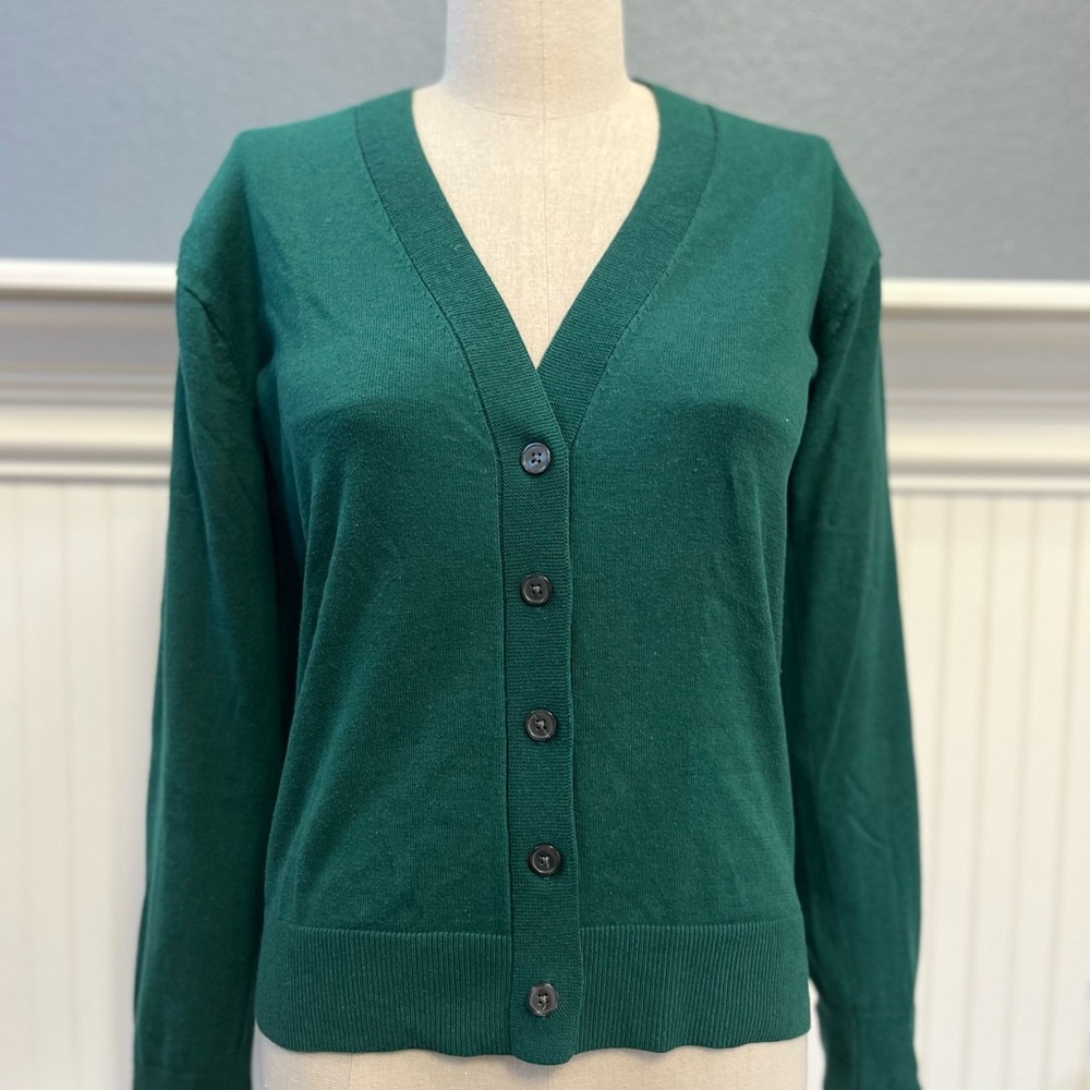 Women's Green Cardigan Sweater